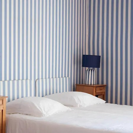 Château Du Hardas 3* Segré